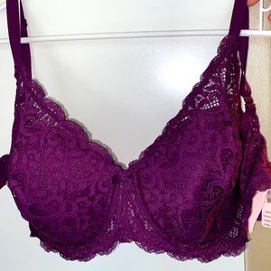 VICTORIA’S SECRET LACE BRA